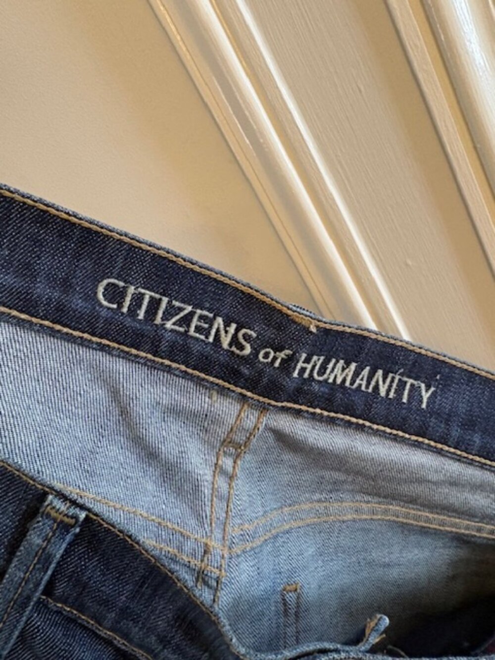 Citizens of Humanity Flared Jeans, Size 29 - Picture 7 of 10